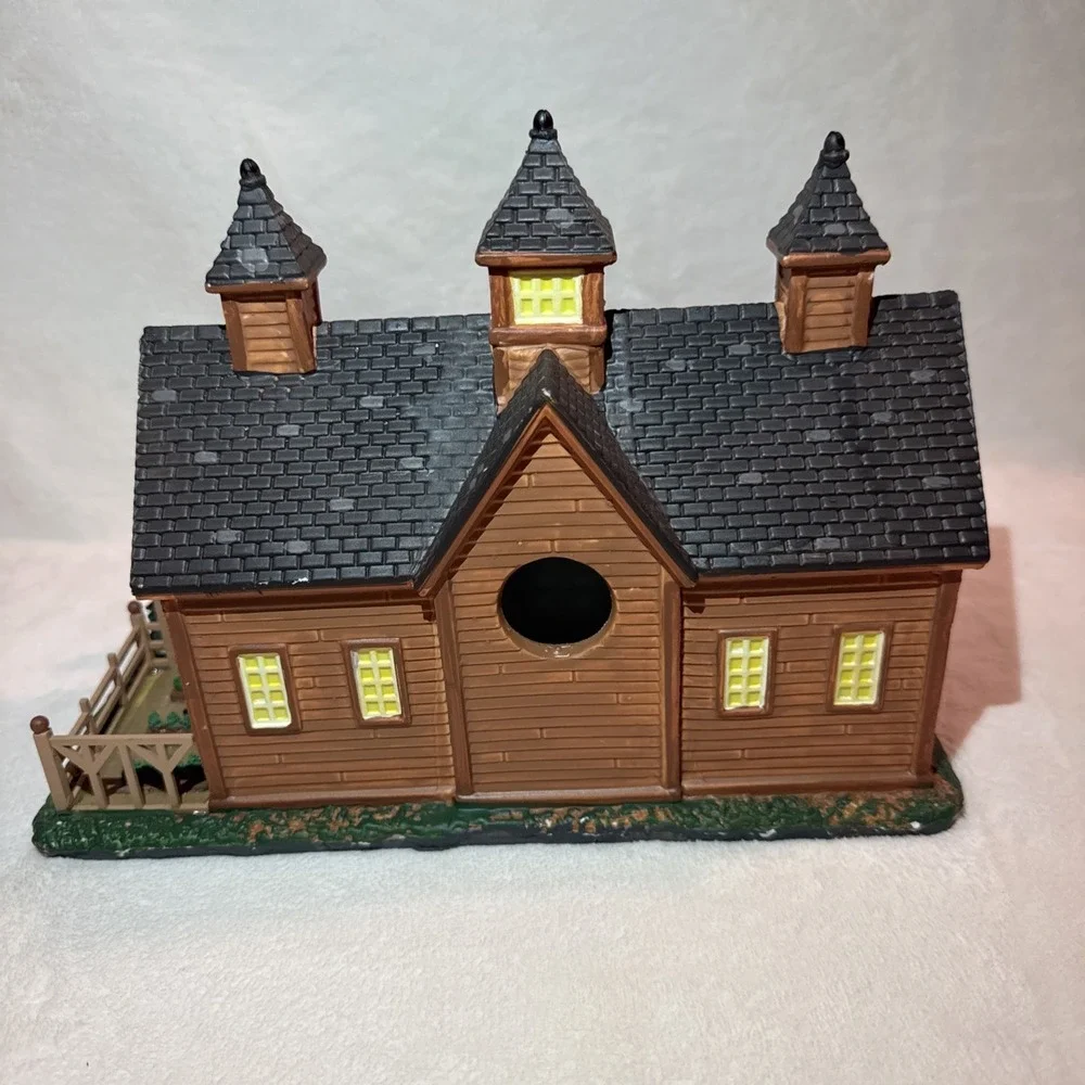 Lemax Porcelain Barn From Wegmans Organic Farm Christmas Village‎ NO LIGHT CORD